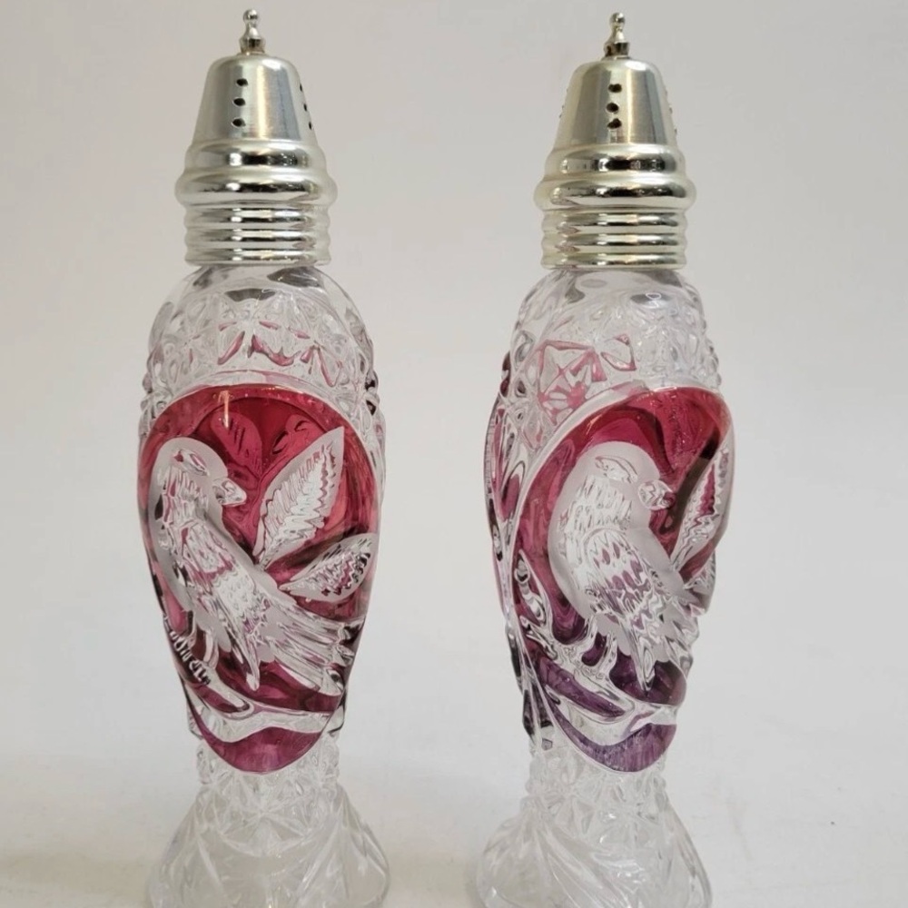 HOFBAUER GERMANY
BYRDES RUBY SALT AND PEPPER SHAKERS VINTAGE